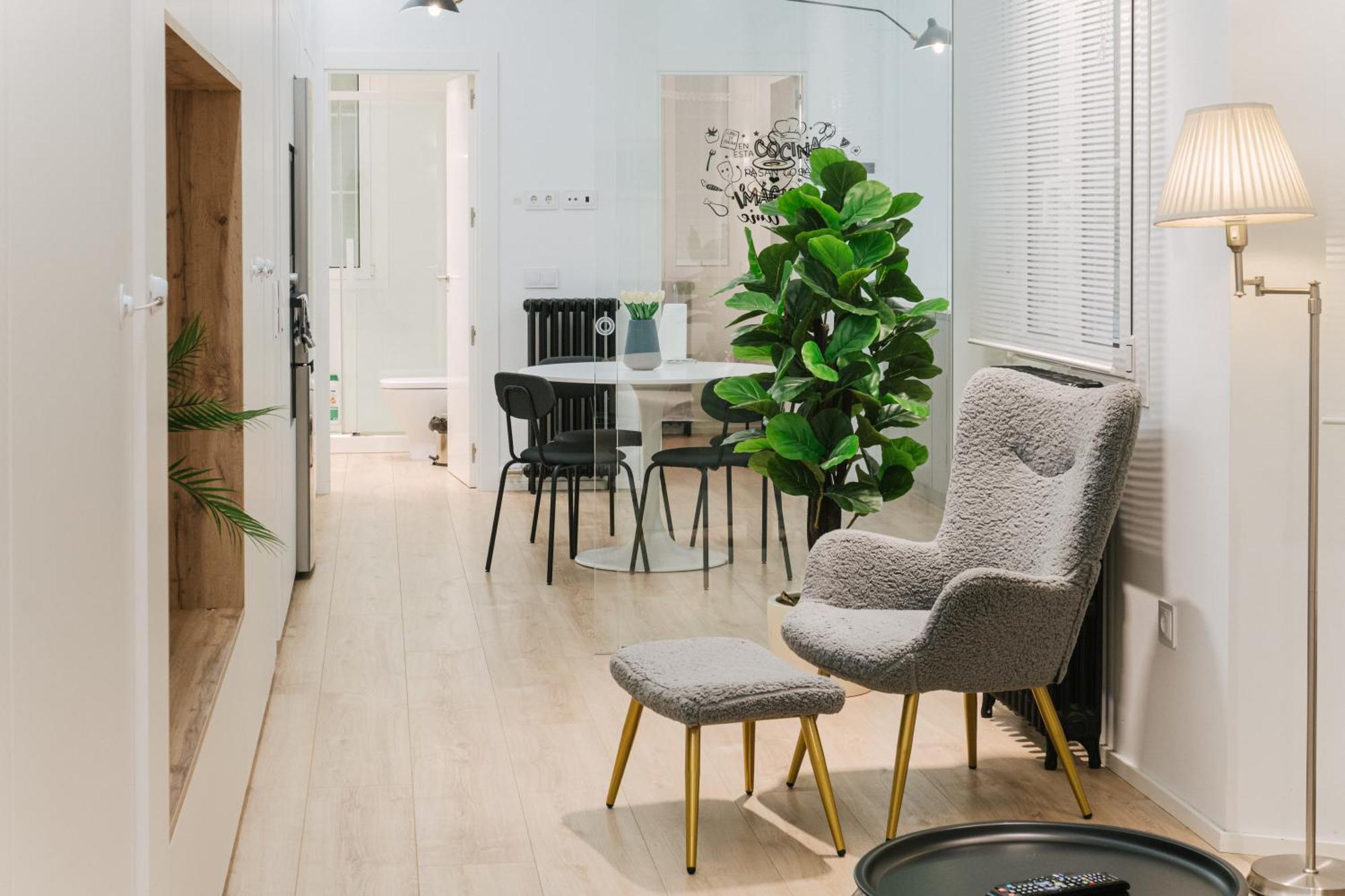 Lujoso Y Amplio Apartamento Con Parking Incluido Leon Ngoại thất bức ảnh