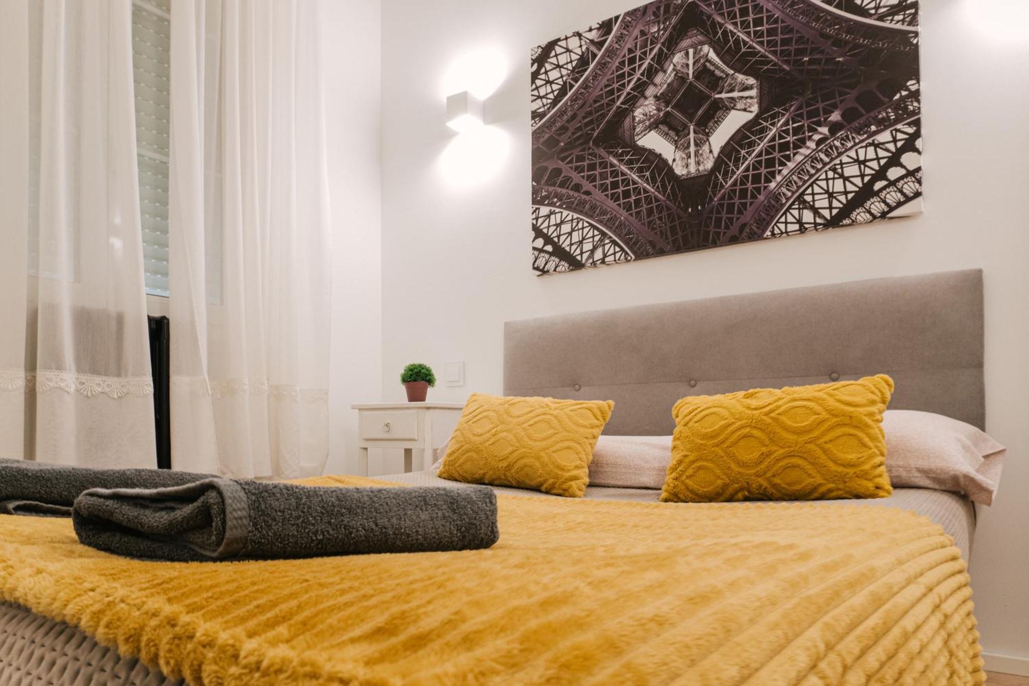 Lujoso Y Amplio Apartamento Con Parking Incluido Leon Ngoại thất bức ảnh