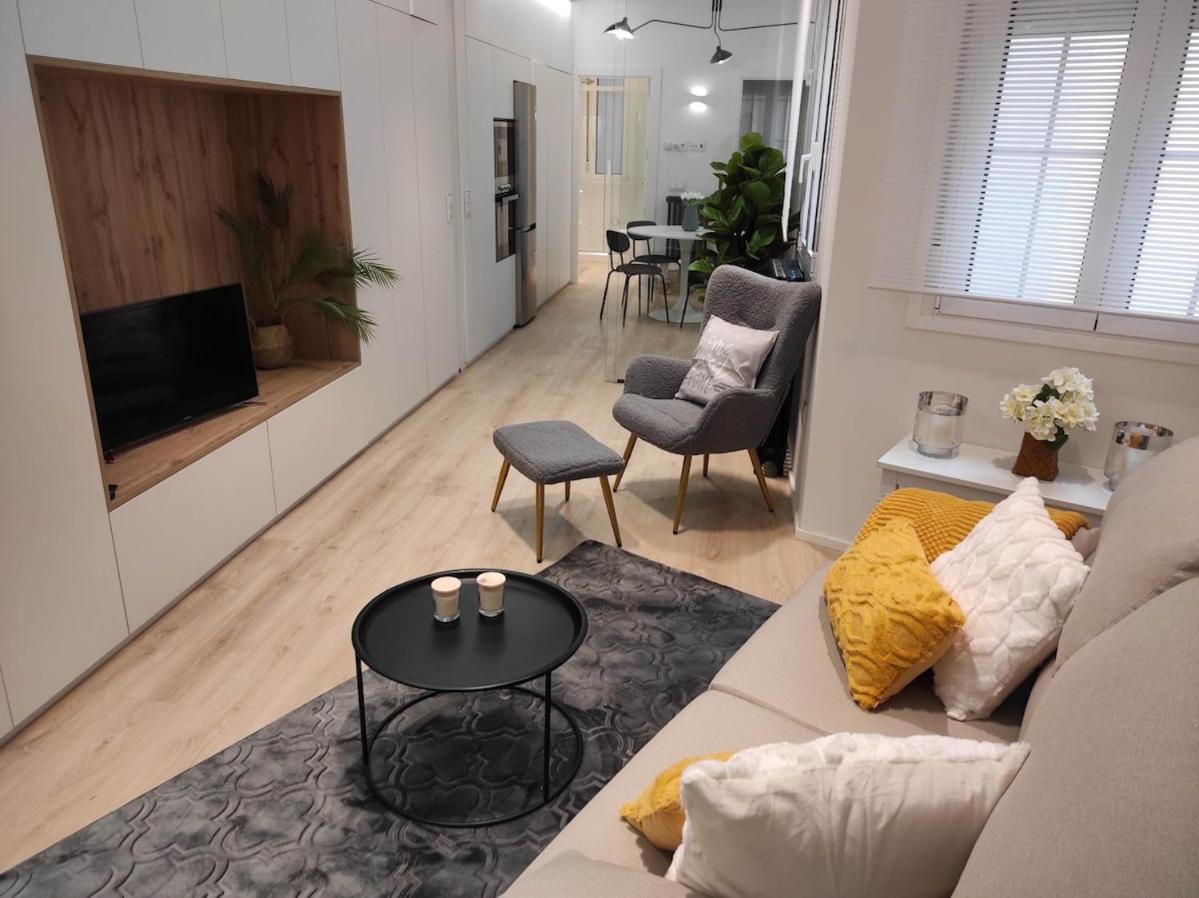 Lujoso Y Amplio Apartamento Con Parking Incluido Leon Ngoại thất bức ảnh
