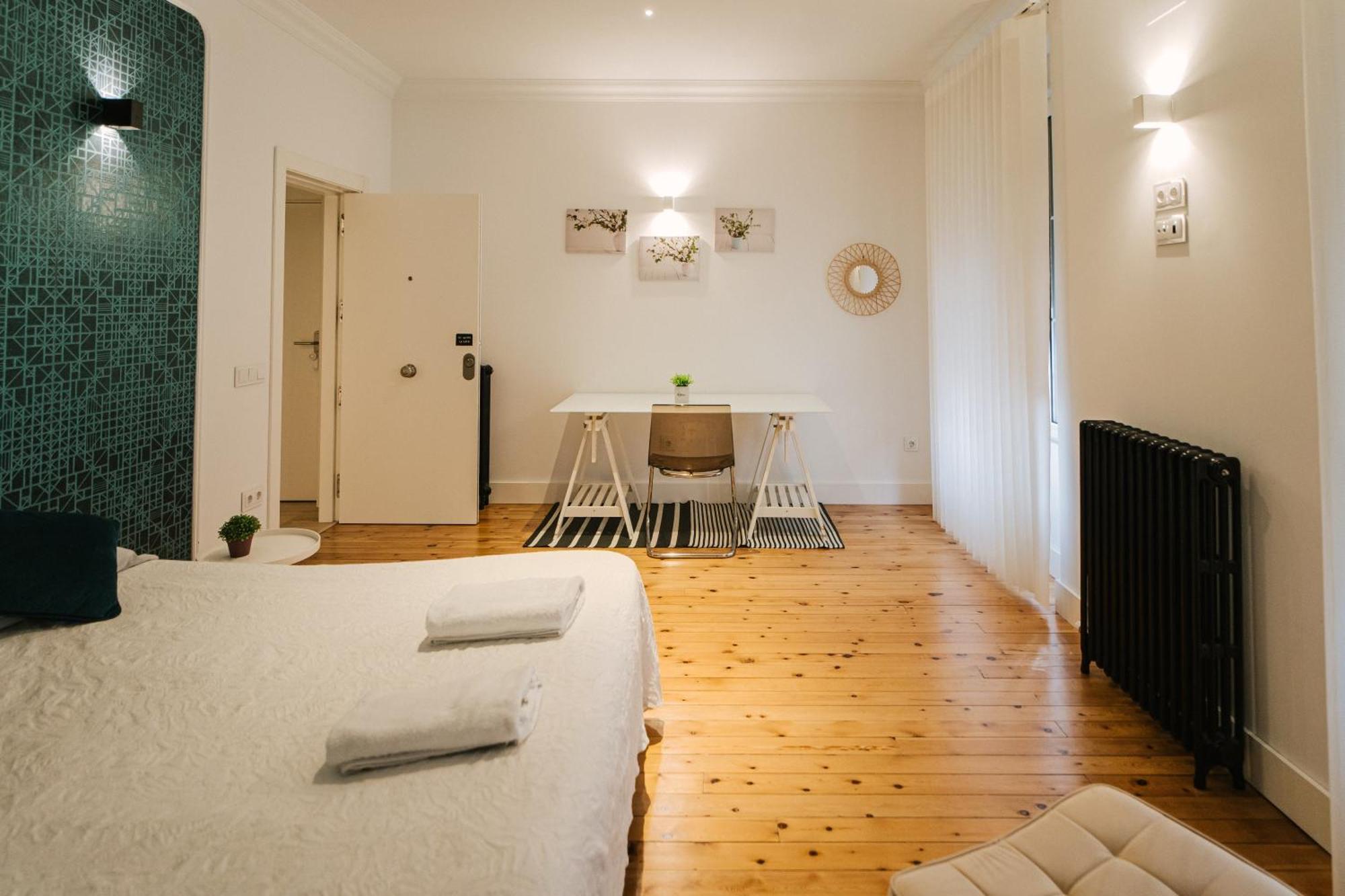 Lujoso Y Amplio Apartamento Con Parking Incluido Leon Ngoại thất bức ảnh