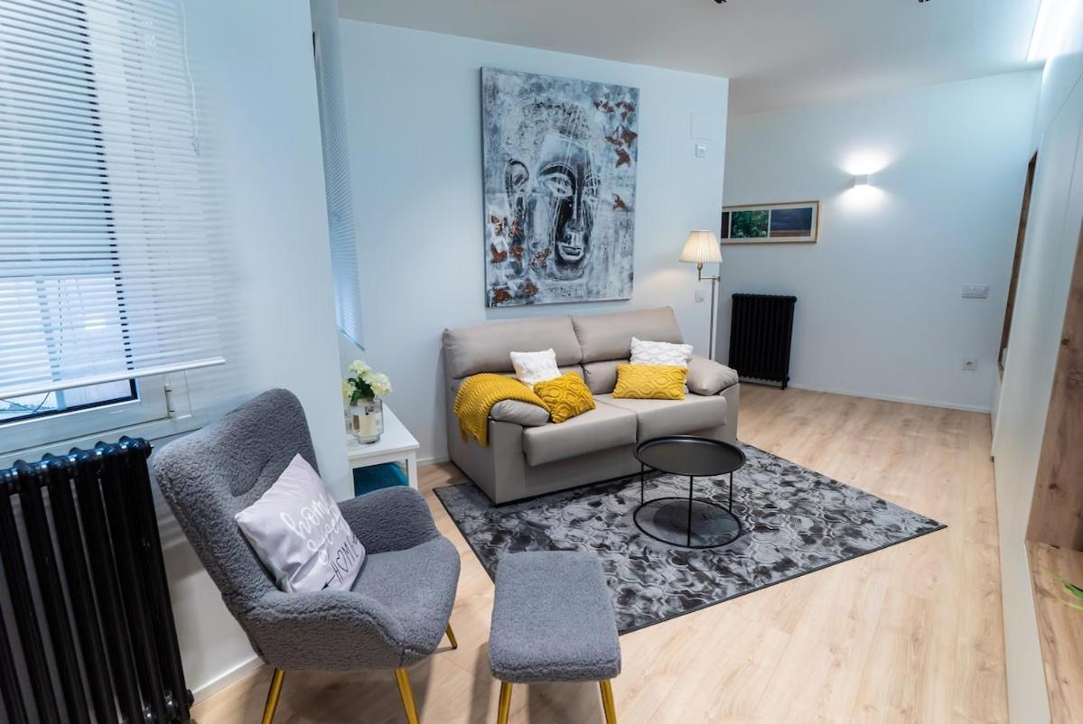 Lujoso Y Amplio Apartamento Con Parking Incluido Leon Ngoại thất bức ảnh