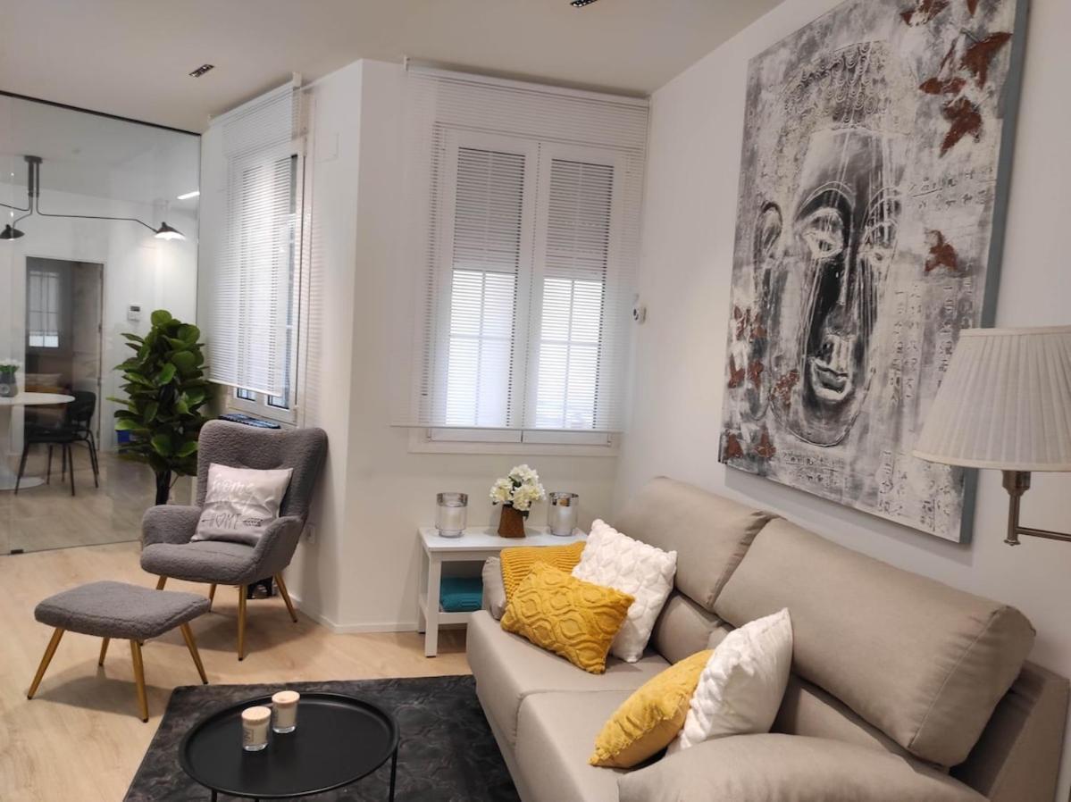 Lujoso Y Amplio Apartamento Con Parking Incluido Leon Ngoại thất bức ảnh